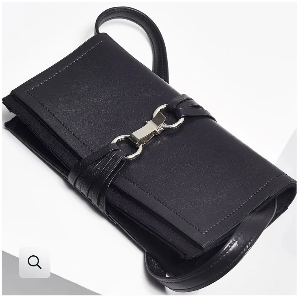 MARRIE SAINT PIERRE black leather purse - Picture 2 of 10